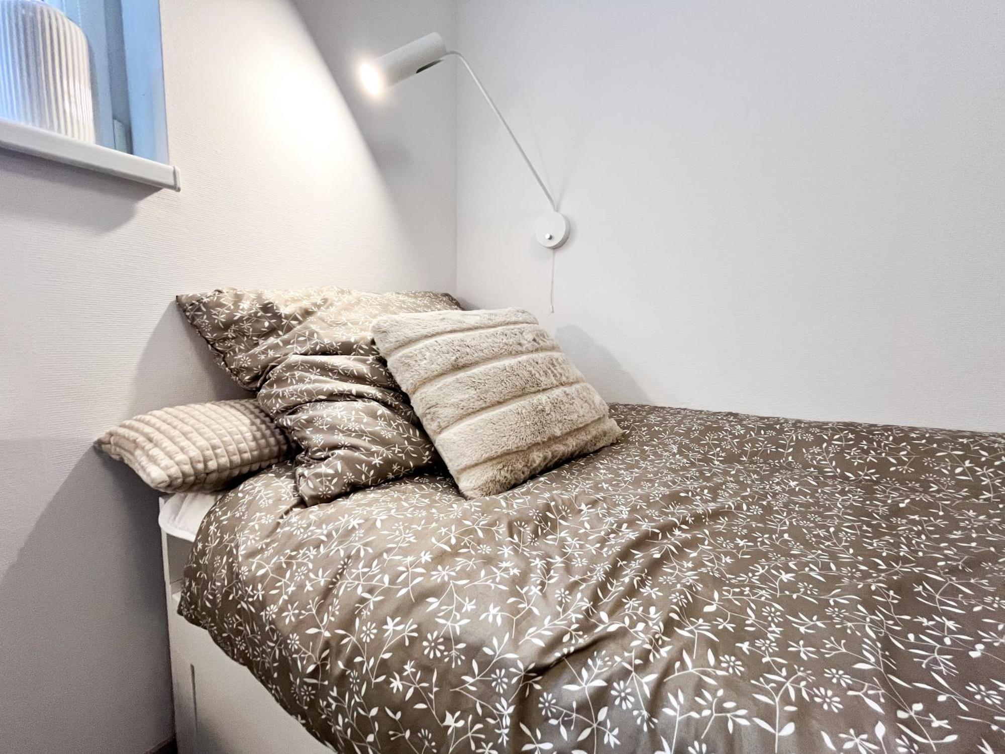 Appartement Walk To Park, Modern 2Bd Kitchen! Balcony, Parking à Wrocław Extérieur photo