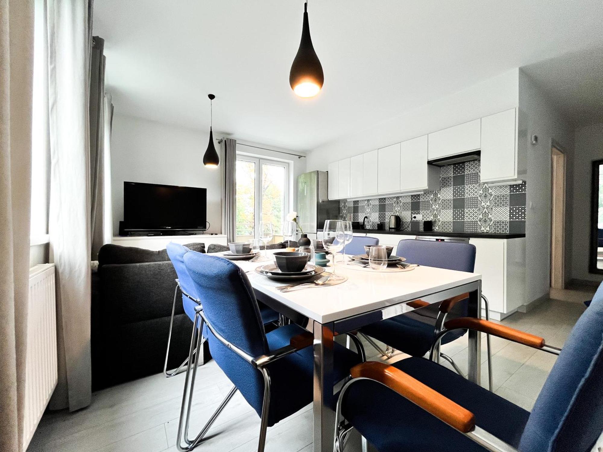 Appartement Walk To Park, Modern 2Bd Kitchen! Balcony, Parking à Wrocław Extérieur photo